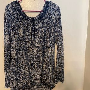 Beautiful women’s plus top sz XXL